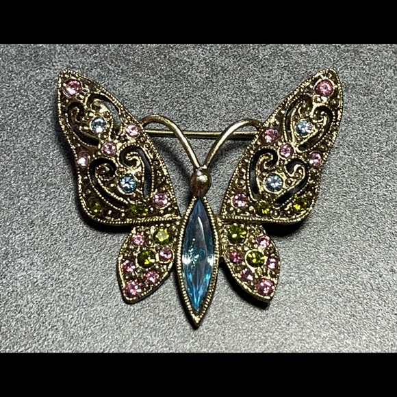 Vintage Rhinestone Butterfly Pin - Picture 11 of 14
